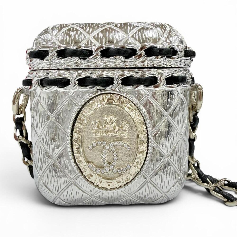 CHANEL B21A Coco Mark Crown Matelassé AirPods 2nd Generation Case, Silver, Ma...
